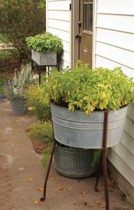 Use Farm Antiques for DIY Home Projects Image